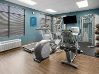 Hampton Inn Cleveland-Airport/Tiedeman Rd Hotels in Brooklyn
