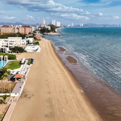 Residence by Hello Pattaya at Veranda Отели рядом с достопримечательностью «Парк Юрского Периода»