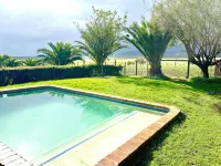 Eikelaan Farm Cottages فنادق في Tulbagh