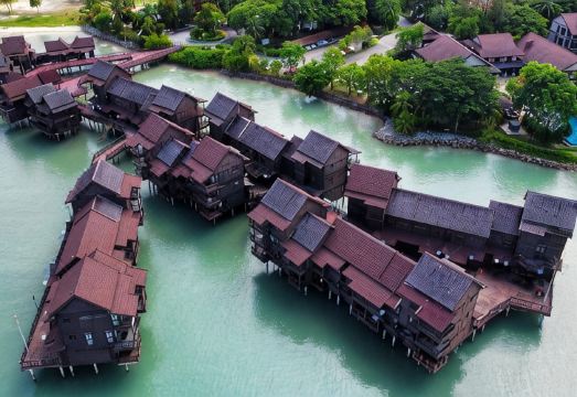 Lagoon Residence @ Langkawi의 야외 수영장