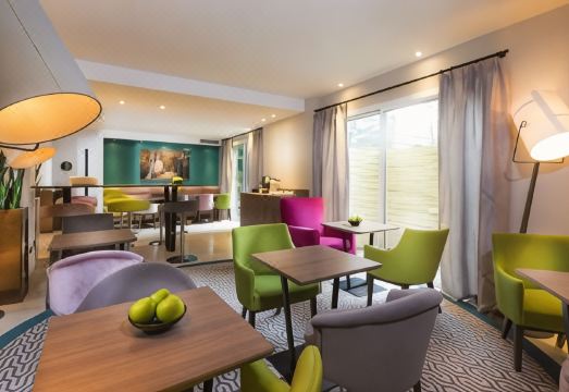 호텔 아칸테 - 불로뉴 비앙쿠르 외관