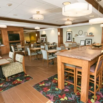 Hampton Inn Hadley-Amherst Area