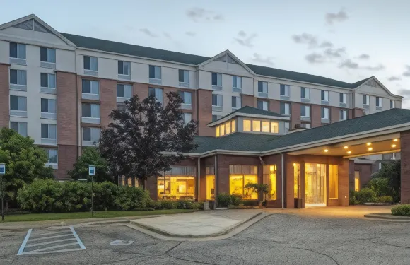 底特律地鐵機場希爾頓花園客棧酒店