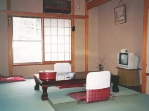 伊東温泉 翠方園 鄰近JR宇佐美站的酒店