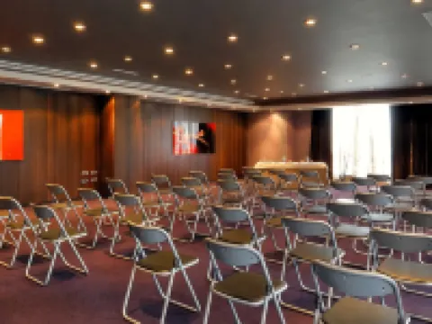 Vincci Frontaura Hotels in Campina del Pisuerga