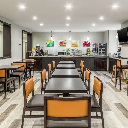 Quality Inn & Suites North Lima - Boardman
