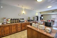 Country Inn & Suites by Radisson, Dearborn, MI - breakfast