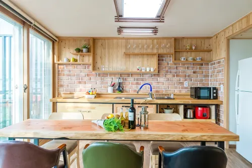 Sacheon Albero Pension - Penginapan