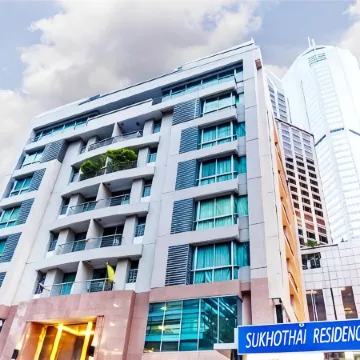 Sukhothai Residence Ruam Ruedi Отели рядом с достопримечательностью «Станция надземного метро Phloen Chit»