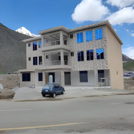 New Taaj Mahal Hotel Burawai