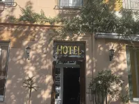Hotel Provence by Adonis Hotels in Alpes-de-Haute-Provence