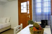 Elena Studios & Apartments