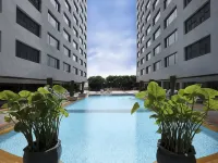 Twin Towers Hotel Hotels near King Peth