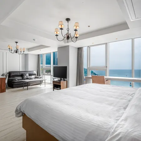 Haeundae Seacloud Hotel Residence Отели рядом с достопримечательностью «Холм Далмаджи»