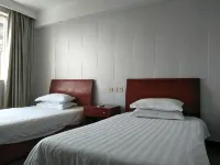 Three Gate Friendship Business Hotel