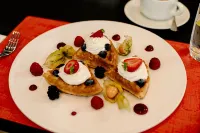 DoubleTree by Hilton Lodz - Bữa sáng