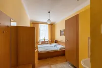 Hostel Dakura