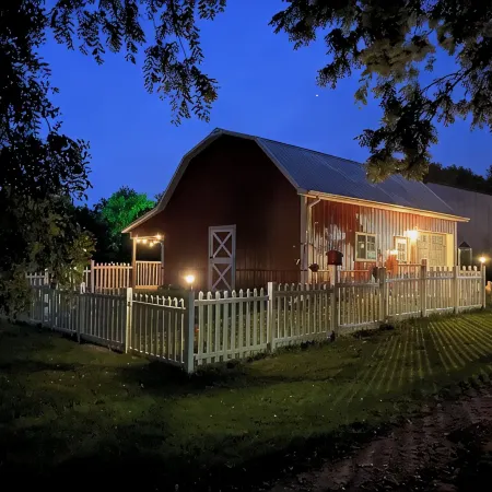 The Little Red Barn