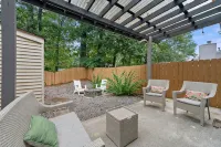 Modern Home Mins from Truist Park - 3성급