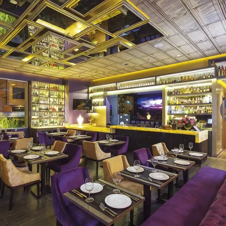 100 Luxury Suites