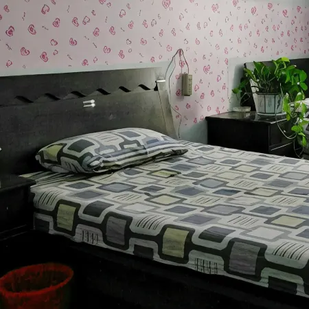 Wei Hui Ruifeng Room