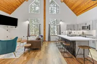 Peaceful updated cabin with outdoor space near Whitefish - Chalets