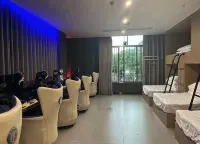 Hengnan Qilongzhu E-sports Hotel - 2-Star