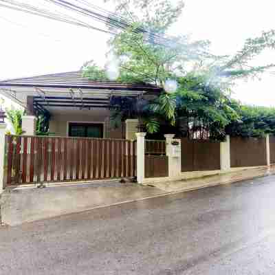 Aonang Private Villa - Private Pool & Garden Hotel Exterior