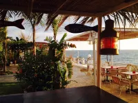 Le Blanc Bleu - breakfast