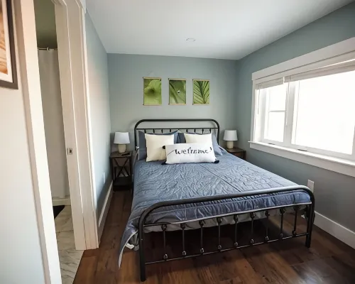 Back Bay Tuckaway Hotels in Wolfeboro