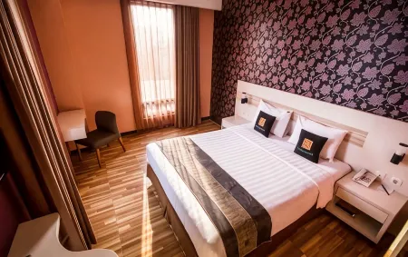 Grand Sovia Hotel
