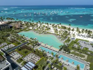 Lopesan Costa Bávaro Resort, Spa & Casino