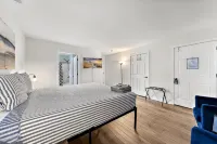 A Shore Thing! Spacious 4-bedroom house in lively Atlantic City - 4-نجوم