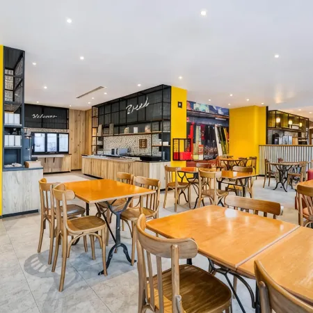 B&B Hotel Mons Gare