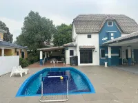 Lot 1086 - A'famosa Pool Projector KTV Moments Villa -  Casas de vacaciones