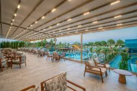 Vox Maris Resort - Private Pools
