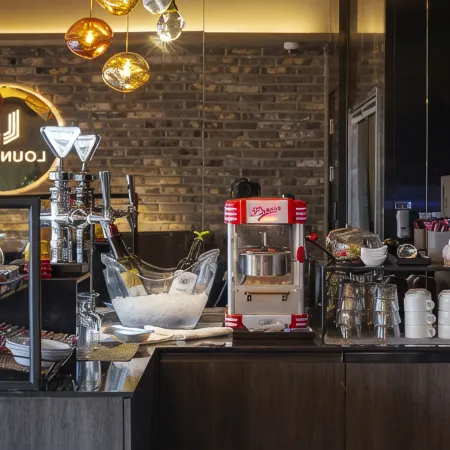 Busan Nampodong Lounge 26 Hotel Отели рядом с достопримечательностью «Рынок Схиндонга»