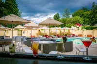Park Inn by Radisson, Kigali - Pools