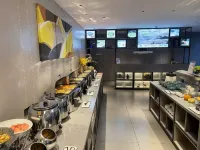 Rujia Business Travel (Jinbiao) Lvliang Wenshui Middle School Diqing Street Shop - breakfast