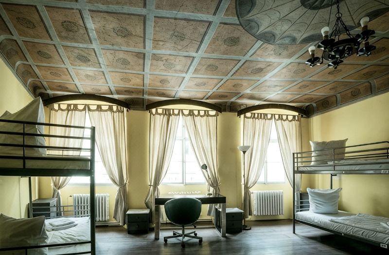 Charles Bridge Hostel & Apartments