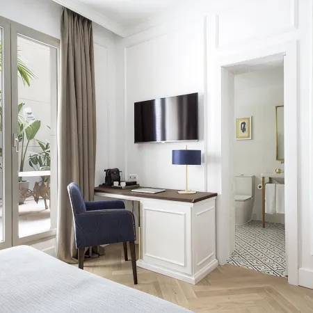 Hotel Midmost by Majestic Hotel Group Отели рядом с достопримечательностью «Эшампле»