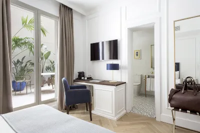 Hotel Midmost by Majestic Hotel Group Hotels in Sant Martí