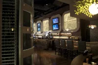 Sandman Hotel Vancouver Airport - bar