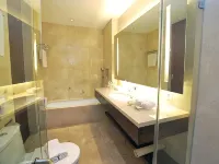 City Garden Grand Hotel Hotels near Greenbelt 3