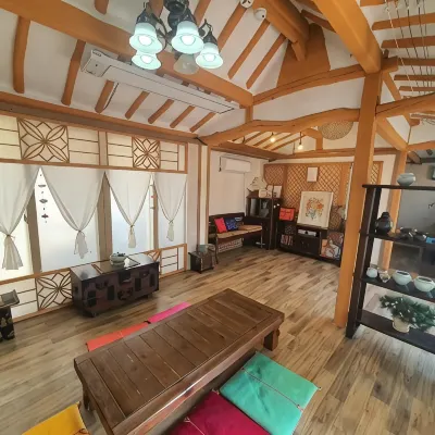 Paju Hanokaeseo Harureul Các khách sạn gần Sông Imjin