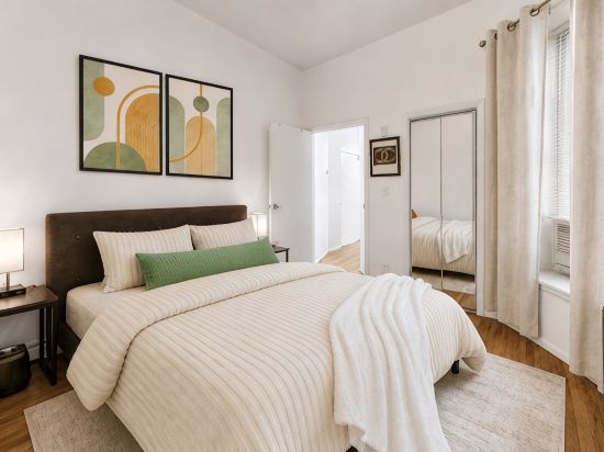 Hell's Kitchen Cozy 2BR Retreat