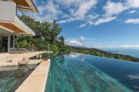 Gema Escondida-Newly Listed Home Nestled in the Jungle with Breathtaking Views - Wi-Fi