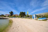 達尼拉公寓酒店 - 3星級