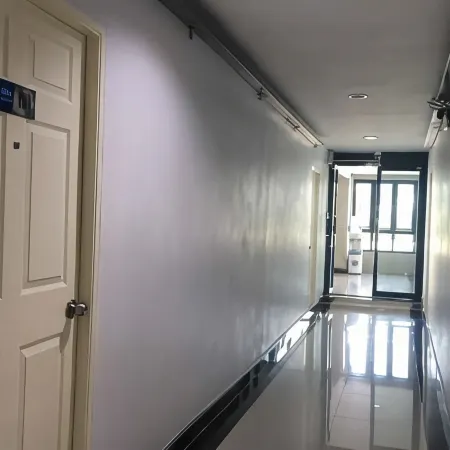 Sutharnlai Apartment