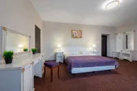 Ukraina Hotel